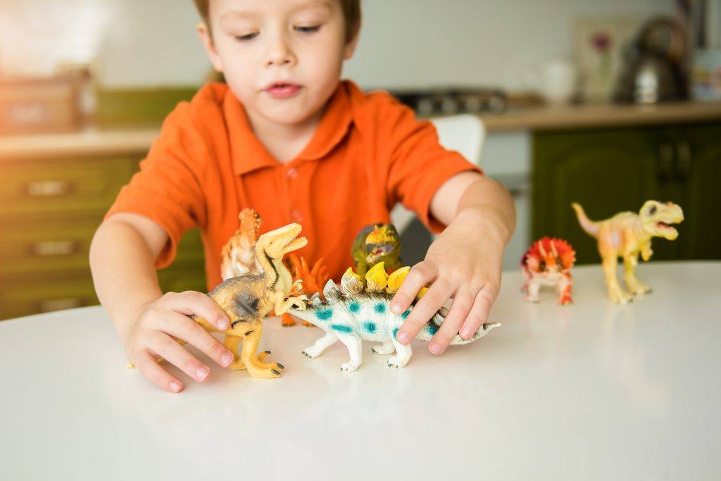 best dinosaur toys for 4 year old boy